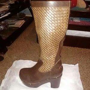 Womens Boots Size 6